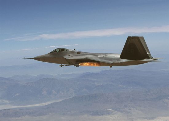 F-22 firing an AIM-9M from the left side bay