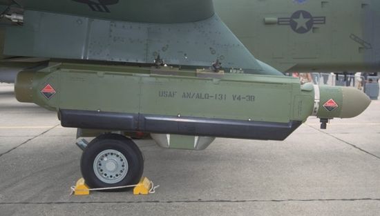 ALQ-131 radar jammer pod on the A-10