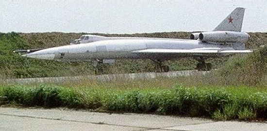 Tu-22
