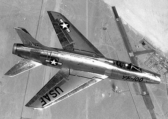 YF-100 Super Sabre