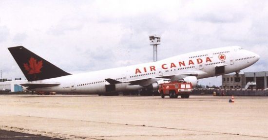 Danger of tail sitting exemplified by an improperly loaded 747