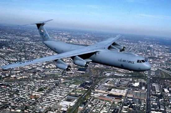 C-141 StarLifter