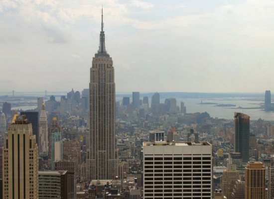 North face of the Empire State Building looking south