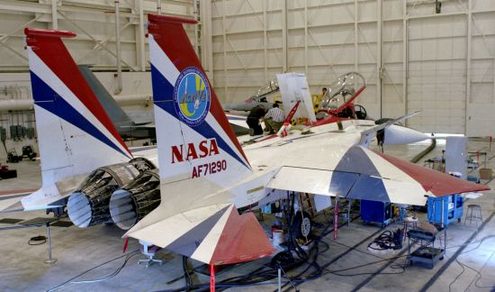 F-15 ACTIVE showing its 3D nozzles