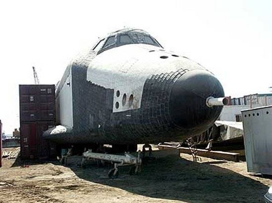 Analog Buran stranded in Bahrain