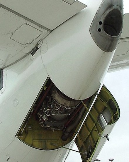 Auxiliary power unit (APU) of a Boeing 737
